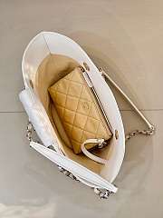 Chanel Medium shopping bag Braided straw Beige & White - 5