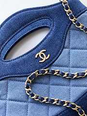 Chanel Clutch with chain Washed Denim & Gold-Tone Metal Light Blue & Dark Blue - 4