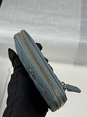 Chanel Zippered Coin Case Carviar Gold Hardware Blue - 6