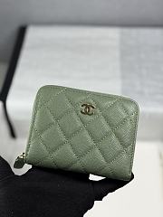 Chanel Zippered Coin Case Carviar Gold Hardware Green - 1