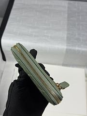 Chanel Zippered Coin Case Carviar Gold Hardware Green - 5