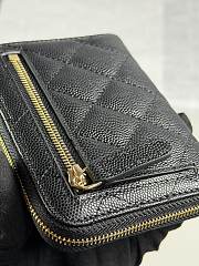 Chanel Zippered Coin Case Carviar Gold Hardware Black - 4