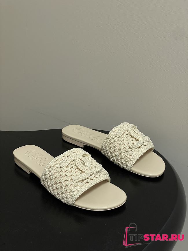 Chanel CC logo crochet design Sandals Beige - 1