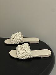Chanel CC logo crochet design Sandals Beige - 3