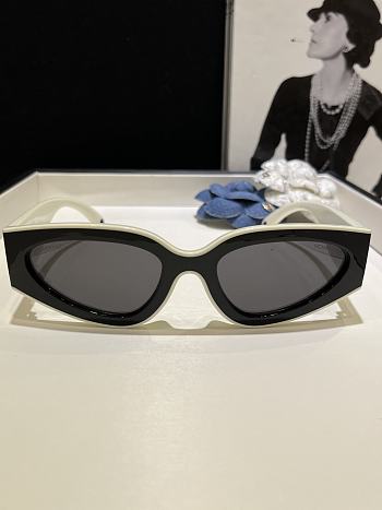 Chanel Panda-themed sunglasses black CH6056
