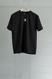 Louis Vuitton Classic Logo T-Shirt Black - 1