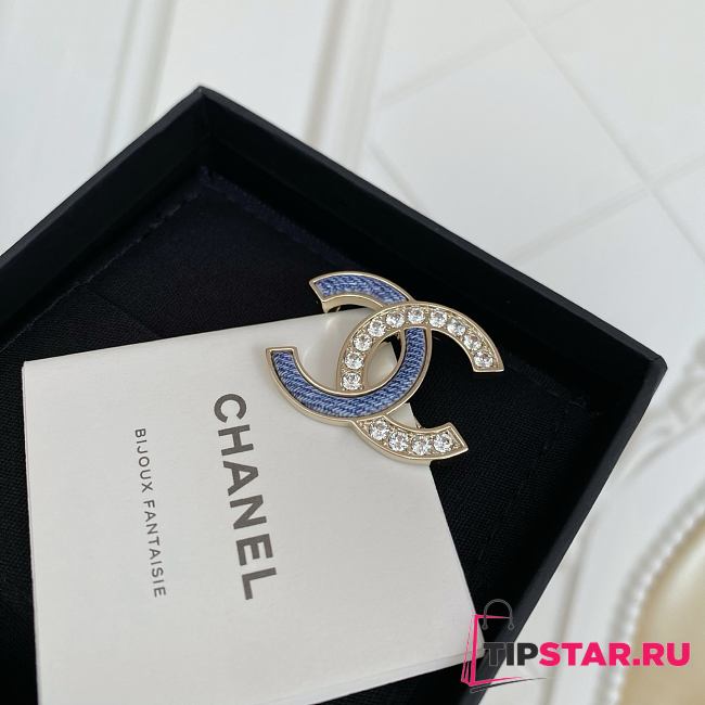 Chanel Blue denim and rhinestone double C brooch - 1
