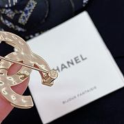 Chanel Blue denim and rhinestone double C brooch - 4