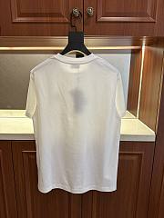 Dior CD's latest Spring/Summer 2026 collection white - 2