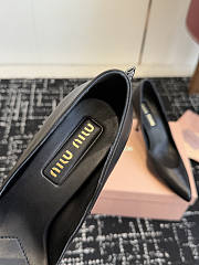 Miumiu Waxed Calfskin Pointy Toe Pump Black - 2
