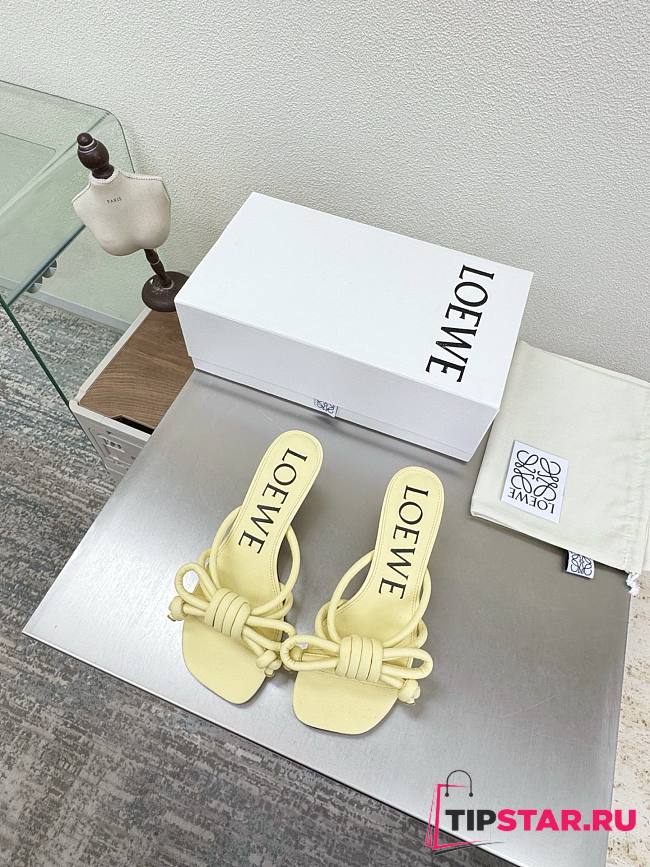 Loewe Flamenco Knot sandal in lambskin 5.5cm Pastel Yellow - 1