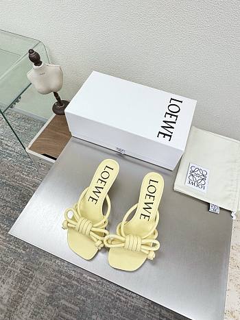 Loewe Flamenco Knot sandal in lambskin 5.5cm Pastel Yellow