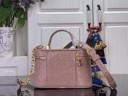 Louis Vuitton Vanity Chain Pouch Varnished cowhide leather pink - 3