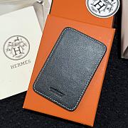 Hermès Horse MagSafe Magnetic Card Holder 10 - 3
