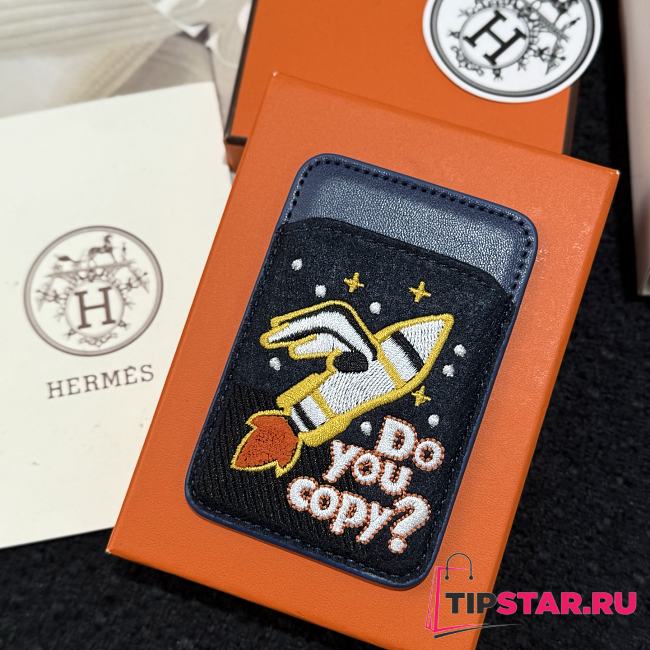 Hermès Horse MagSafe Magnetic Card Holder 06 - 1