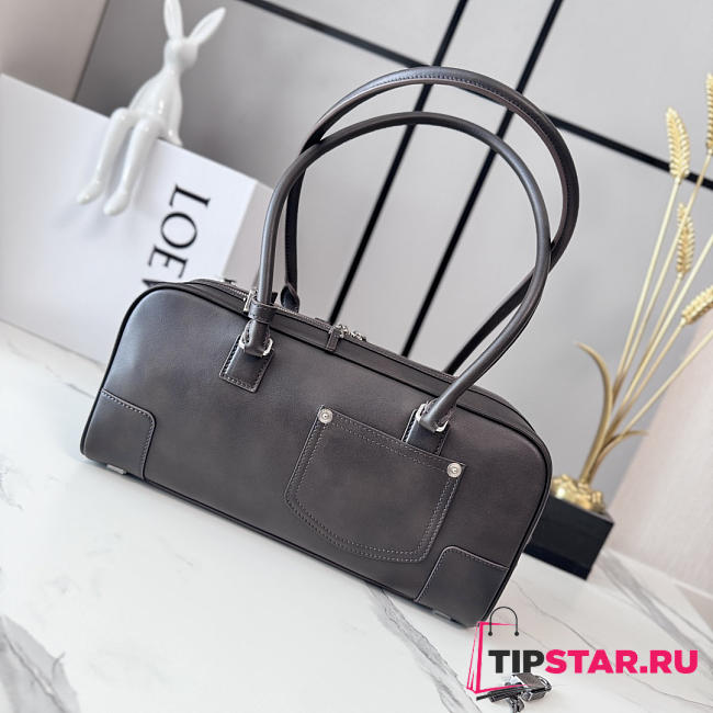 Loewe Calfskin Amazona 31 Panta Shoulder Bag Vintage Brown - 1