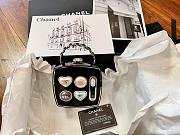 Chanel Fall-Winter 2025/26 Pre-Collection Makeup Palette Minaudiere - 1