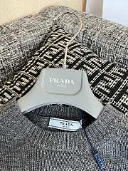 Prada logo-intarsia cropped wool sweater gray - 3