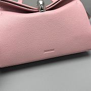 Jacquemus Valérie Small folded bag 05 - 2