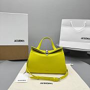 Jacquemus Valérie Small folded bag 04 - 1