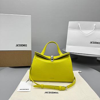 Jacquemus Valérie Small folded bag 04