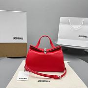 Jacquemus Valérie Small folded bag 03 - 1