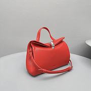Jacquemus Valérie Small folded bag 03 - 6