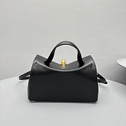 Jacquemus Valérie Small folded bag 01 - 4