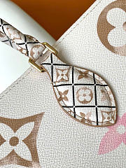 Louis Vuitton Onthego Monogram Pattern - 2