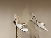 Gucci Metal Buckle Mid Heel Elegant Women White - 1