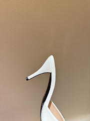 Gucci Metal Buckle Mid Heel Elegant Women White - 6