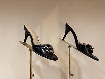 Gucci Metal Buckle Mid Heel Elegant Women Black