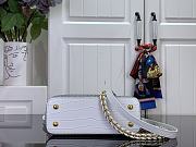 Louis Vuitton Mini Capucines East-West Silver crystal - 6