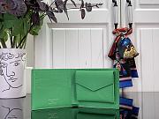 Louis Vuitton Pocket agenda cover in green - 5