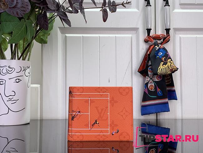 Louis Vuitton Pocket agenda cover in orange - 1