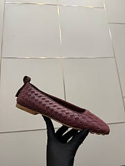 Bottega Veneta Burgundy Intrecciato Woven Nappa Leather Bow Ballet Flats - 4