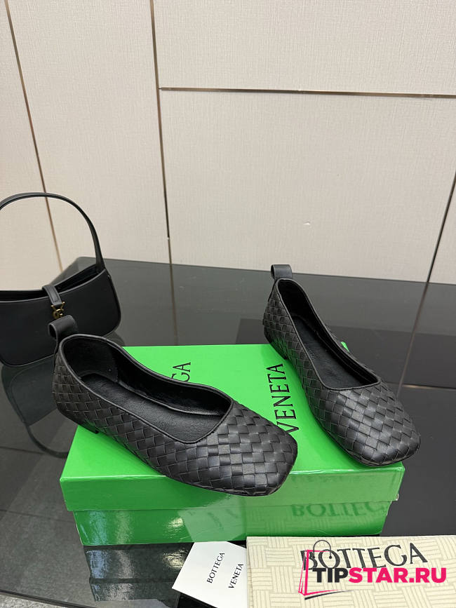 Bottega Veneta Black Intrecciato Woven Nappa Leather Bow Ballet Flats - 1