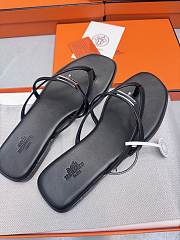 Hermes Kelly buckle flip-flops black - 3