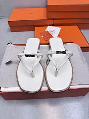 Hermes Kelly buckle flip-flops white - 1