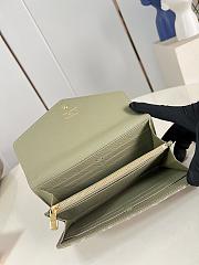 Louis Vuitton Sarah Wallet Pink Denim - 6