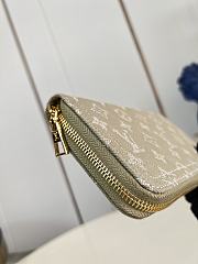 Louis Vuitton Zippy Wallet Khaki Denim - 4
