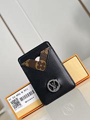 Louis Vuitton Magnetic Card Holder Black - 1