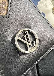 Louis Vuitton Magnetic Card Holder Black - 2