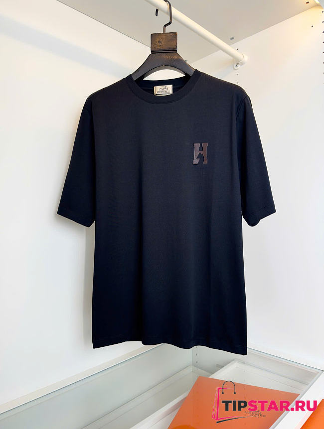 Hermes Essential Logo T-Shirt Black - 1