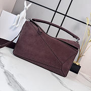 Loewe Puzzle grained nubuck tote bag burgundy - 1
