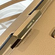 Hermès Constance Gold Hardware Shoulder Bag Camel - 3
