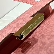Hermès Constance Gold hardware Shoulder Bag Pastel pink - 2