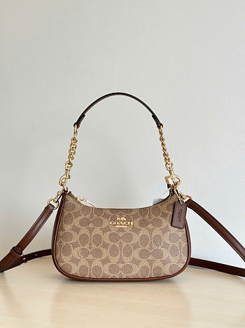 Coach Teri Shoulder Bag In Signature Brown