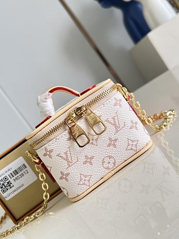 Louis Vuitton Micro Vanity Case Dune Beige