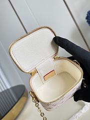 Louis Vuitton Micro Vanity Case Dune Beige - 3